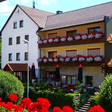 Gasthof Drei Linden Obertrubach Exterior foto