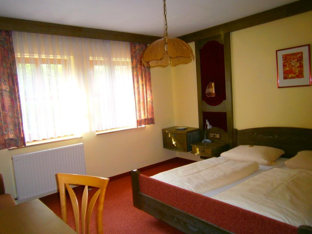 Gasthof Drei Linden Obertrubach Zimmer foto